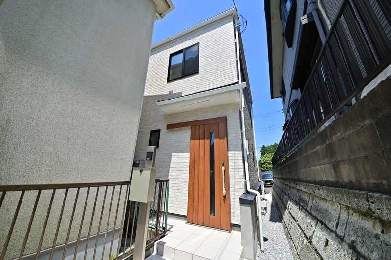 横浜市旭区白根6丁目 新築戸建